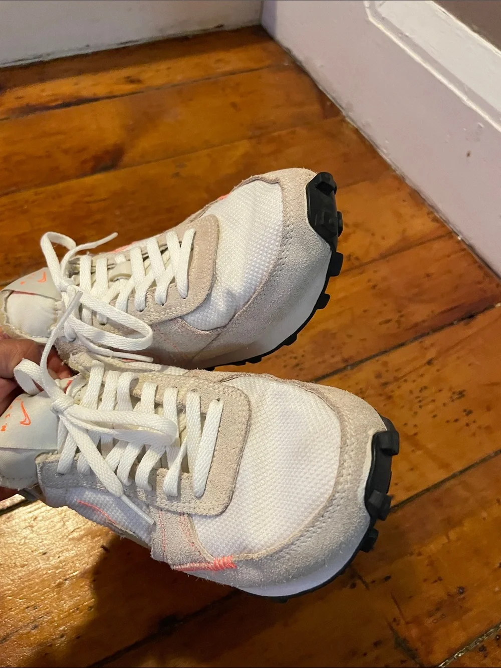 Nike Women's Sneakers in White with Beige and Coral Accents